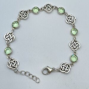 Ashleigh Falls Sterling Silver Green Cubic Zirconia Celtic Knot Chain Bracelet